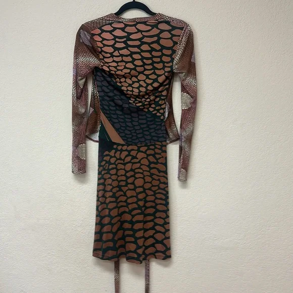 Issa London Brown and Pink Patterned Long Sleeve Dress - Picture 5 of 5